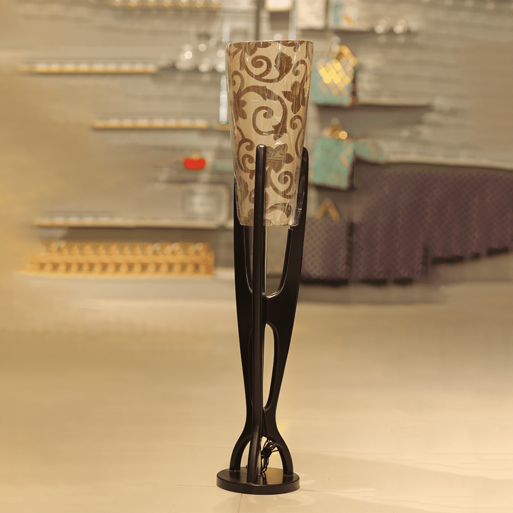 R.T Wooden Padistal Trophy Lamp